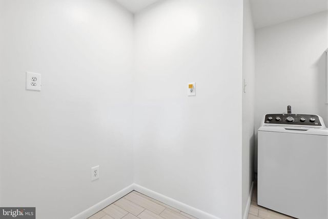 7702 CHELTENHAM AVE, Wyndmoor, PA 19038