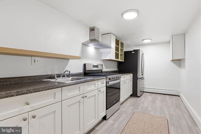 7702 CHELTENHAM AVE, Wyndmoor, PA 19038