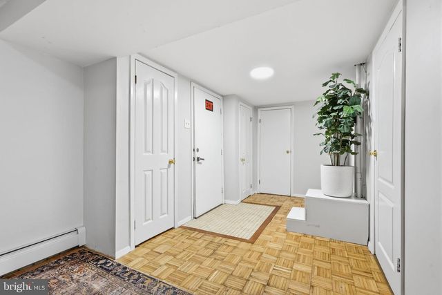 7702 CHELTENHAM AVE, Wyndmoor, PA 19038