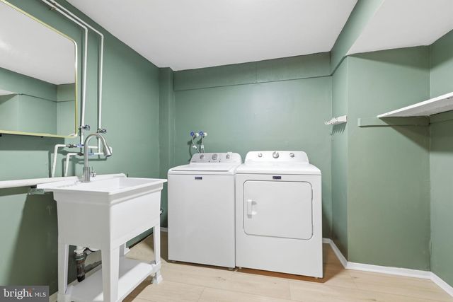 7702 CHELTENHAM AVE, Wyndmoor, PA 19038