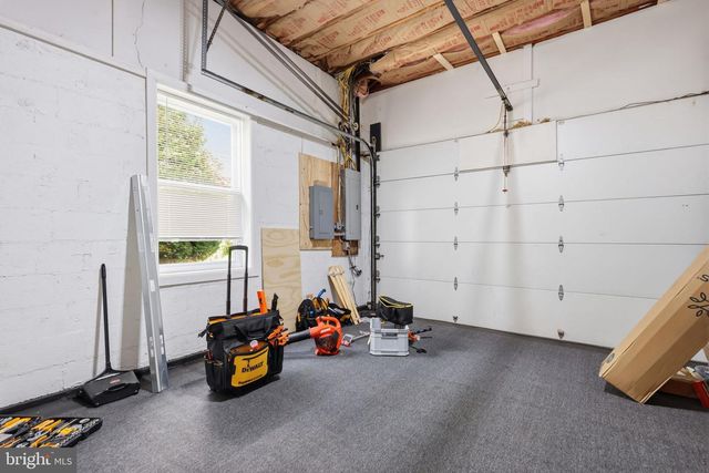 7702 CHELTENHAM AVE, Wyndmoor, PA 19038