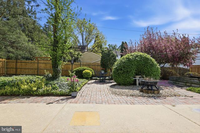 7702 CHELTENHAM AVE, Wyndmoor, PA 19038