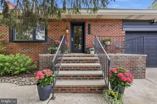 7702 CHELTENHAM AVE, Wyndmoor, PA 19038