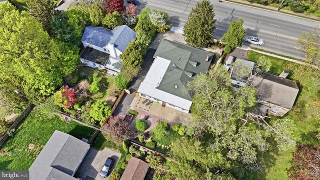 7702 CHELTENHAM AVE, Wyndmoor, PA 19038