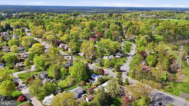 7702 CHELTENHAM AVE, Wyndmoor, PA 19038