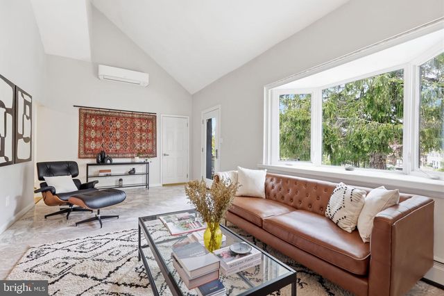 7702 CHELTENHAM AVE, Wyndmoor, PA 19038