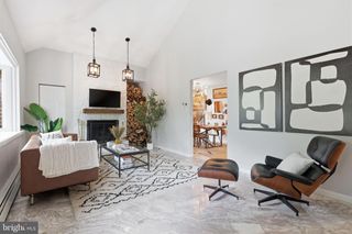 7702 CHELTENHAM AVE, Wyndmoor, PA 19038