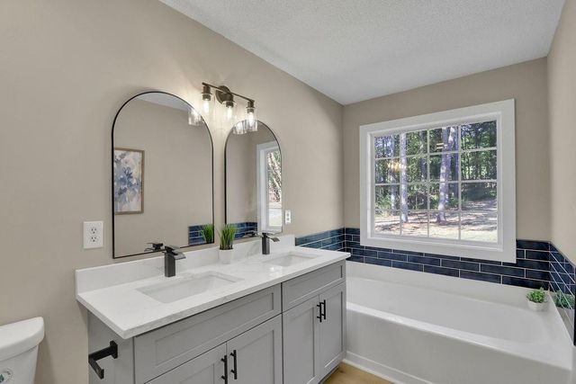 2566 Briar Valley Way, Dacula, GA 30019
