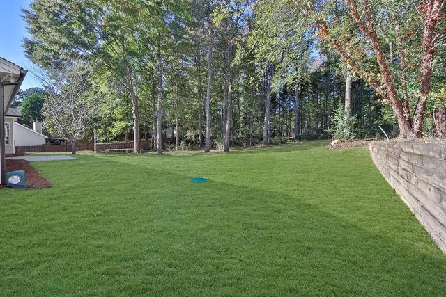 2566 Briar Valley Way, Dacula, GA 30019
