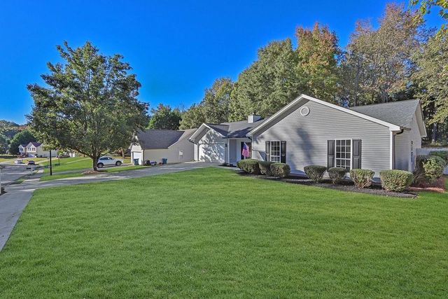 2566 Briar Valley Way, Dacula, GA 30019