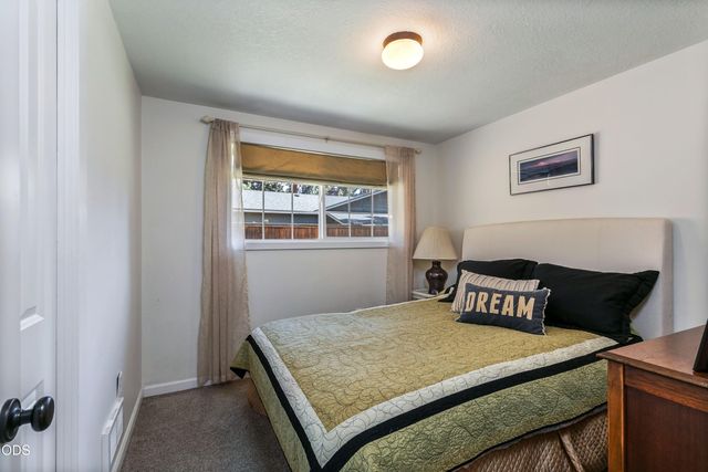 20341 Shahala Court, Bend, OR 97702