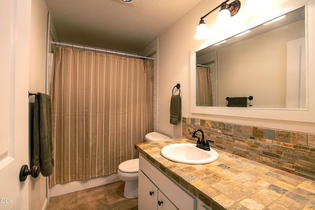 20341 Shahala Court, Bend, OR 97702