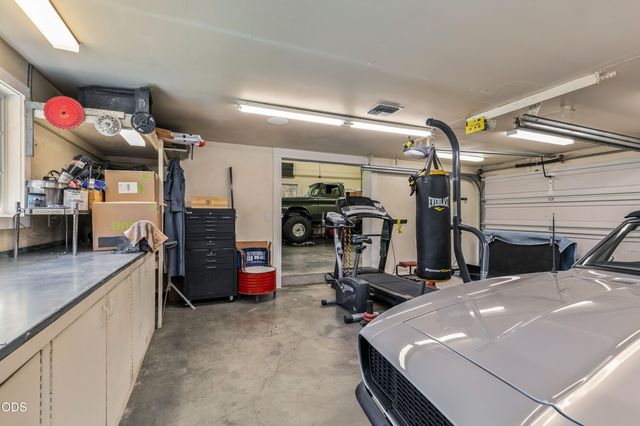 20341 Shahala Court, Bend, OR 97702