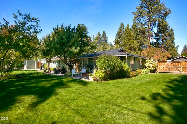 20341 Shahala Court, Bend, OR 97702