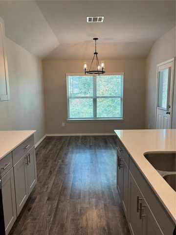 150 Valiant Ridge Trail, Magnolia, TX 77354