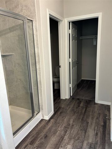 150 Valiant Ridge Trail, Magnolia, TX 77354