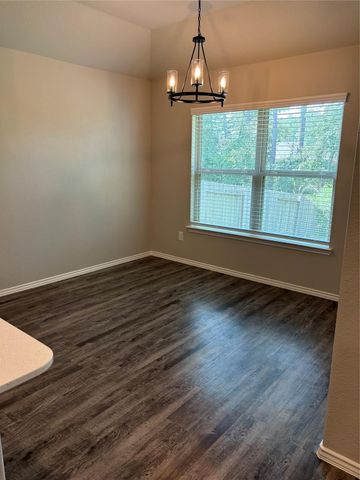 150 Valiant Ridge Trail, Magnolia, TX 77354