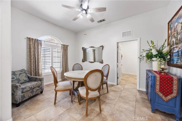 5307 Glacier Springs, Bakersfield, CA 93313