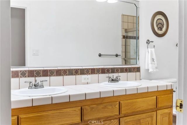 5307 Glacier Springs, Bakersfield, CA 93313
