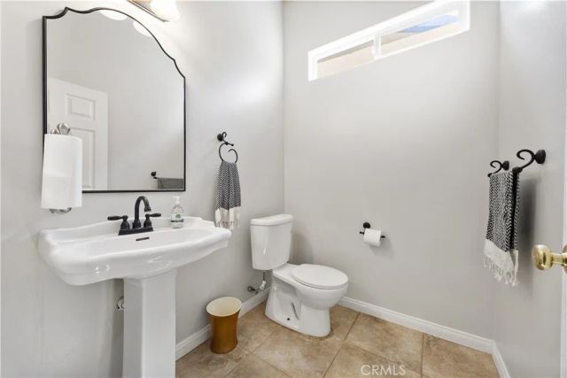 5307 Glacier Springs, Bakersfield, CA 93313