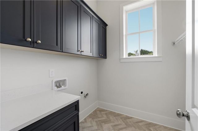 2015 Village Walk, Alpharetta, GA 30004