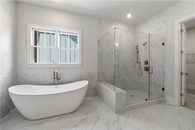 2015 Village Walk, Alpharetta, GA 30004