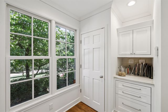 4100 John Lynde Road, Des Moines, IA 50312