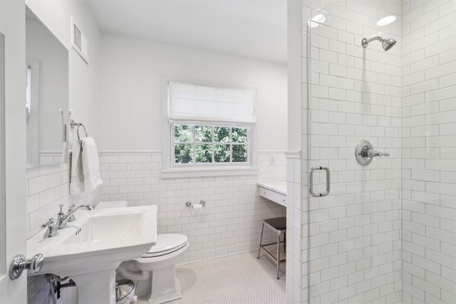 4100 John Lynde Road, Des Moines, IA 50312