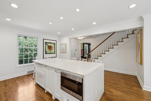 4100 John Lynde Road, Des Moines, IA 50312