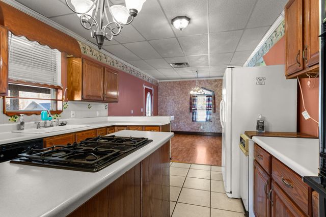 108 Sunset Cir, Centerville, TN 37033