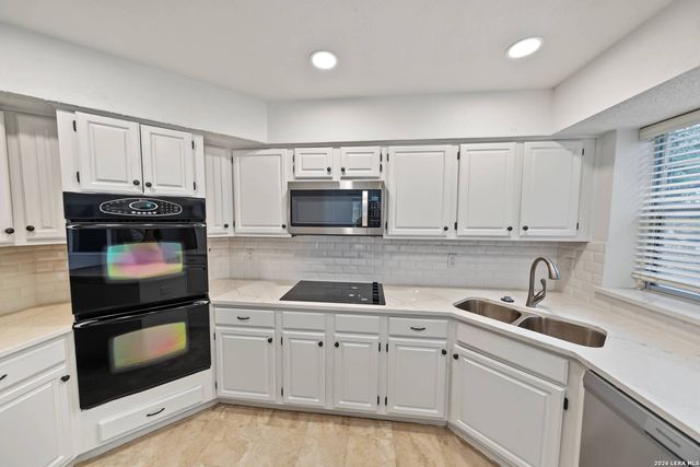 27007 Granite Path, San Antonio, TX 78258