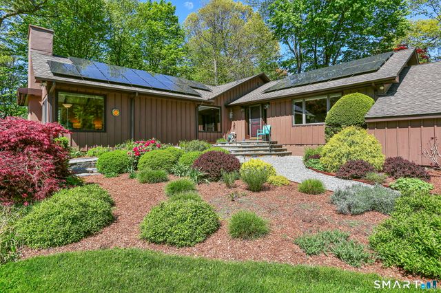 1185 Stillson Road, Fairfield, CT 06824