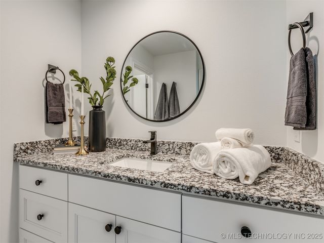 5908 Coldspring Lane, Bartlesville, OK 74006