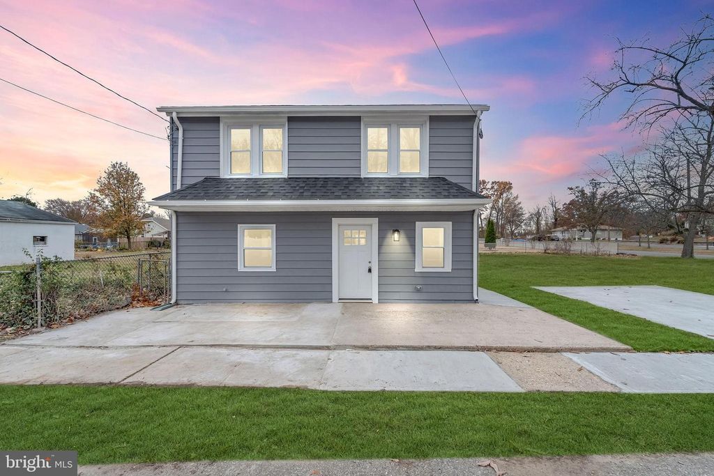 1905 BELLEVUE AVE, Woodbury, NJ 08096