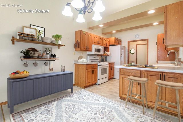 513 Woodland DRIVE, Jefferson, WI 53549