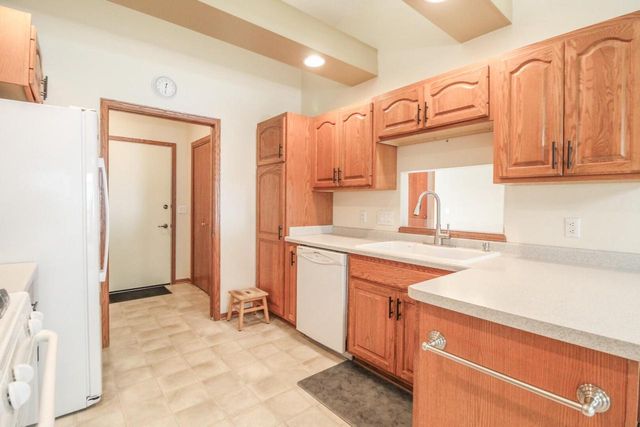 513 Woodland DRIVE, Jefferson, WI 53549