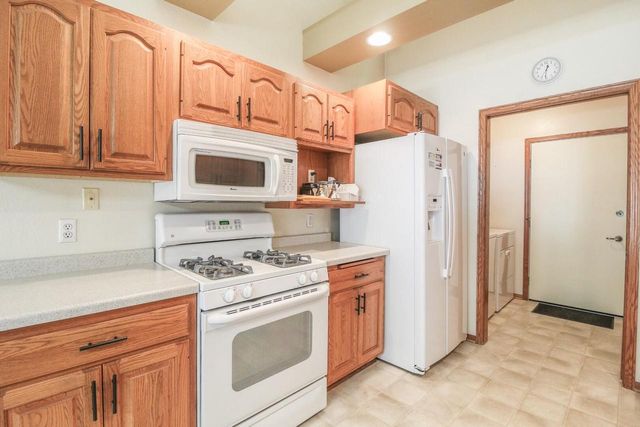 513 Woodland DRIVE, Jefferson, WI 53549