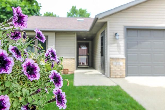 513 Woodland DRIVE, Jefferson, WI 53549