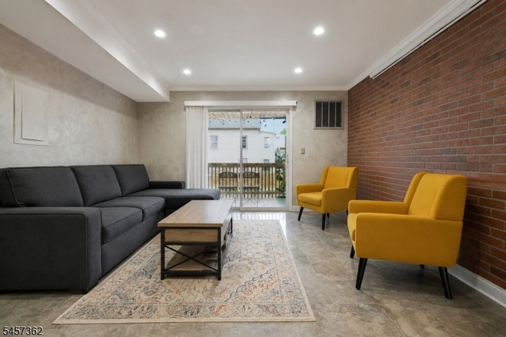 58 S 2nd St 2A, Elizabeth City, NJ 07206 — photo 4