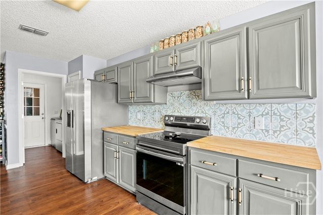 1805 Blair Court, Hinesville, GA 31313
