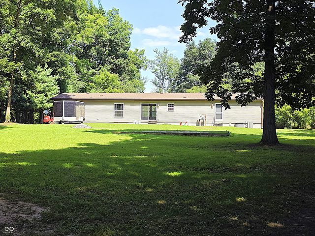 10263 Baseline Road, Paragon, IN 46166