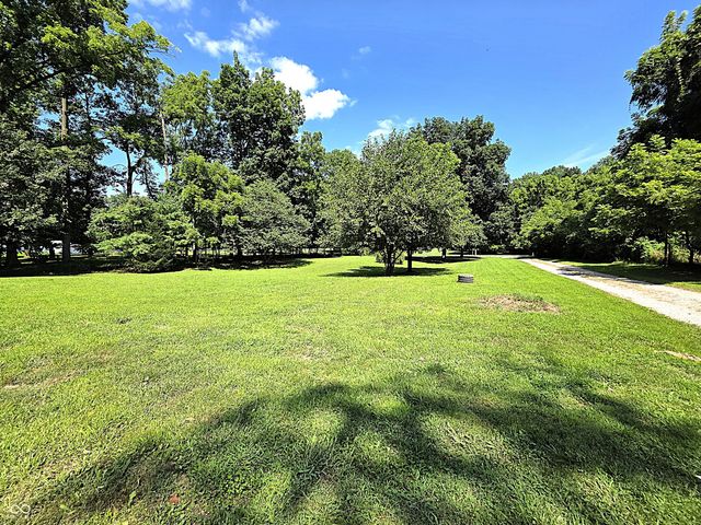 10263 Baseline Road, Paragon, IN 46166