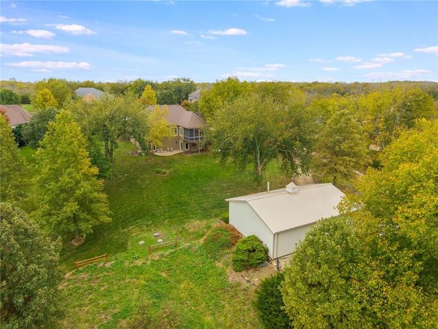18876 W 252nd Street, Paola, KS 66071