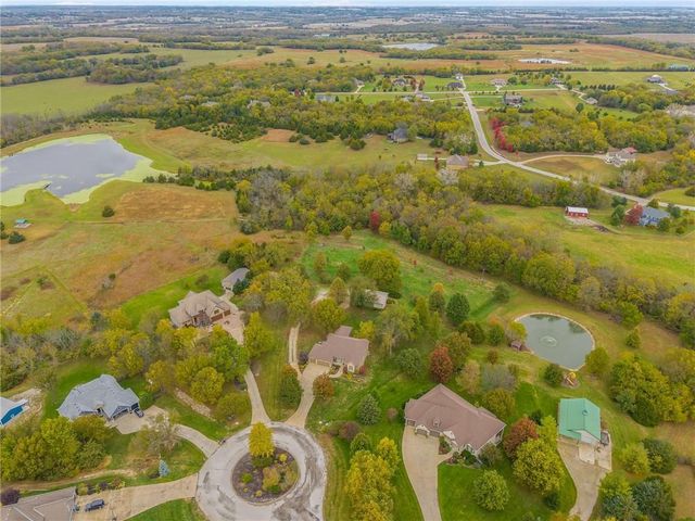 18876 W 252nd Street, Paola, KS 66071