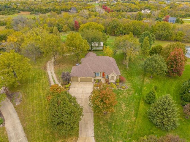18876 W 252nd Street, Paola, KS 66071