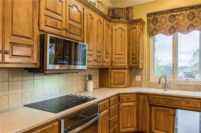 18876 W 252nd Street, Paola, KS 66071