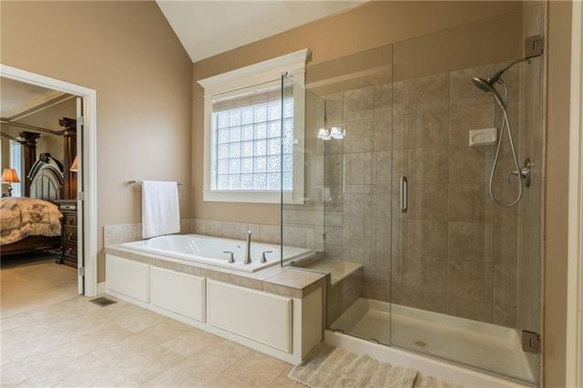 18876 W 252nd Street, Paola, KS 66071