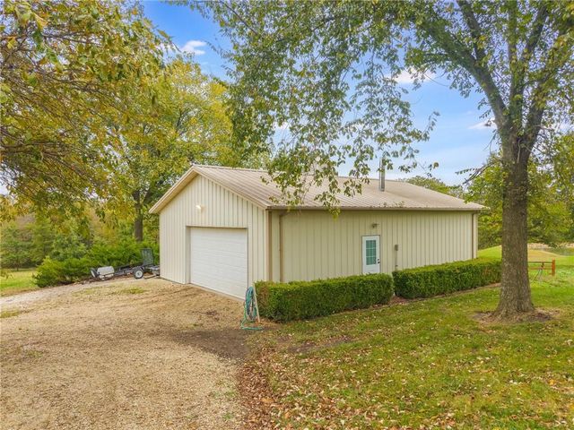 18876 W 252nd Street, Paola, KS 66071