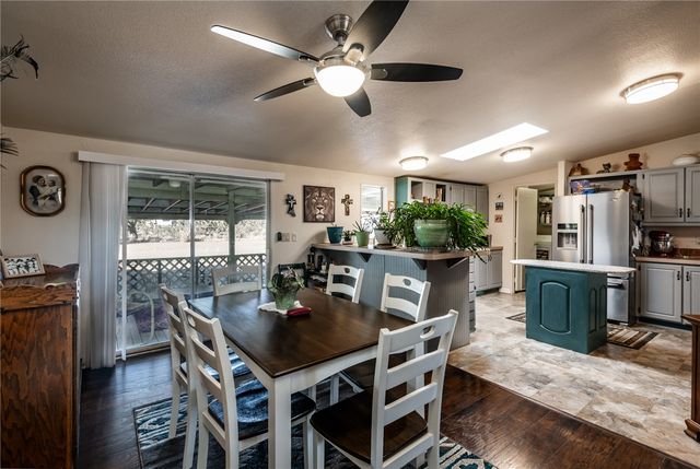 18901 N Quesnel Drive, Dolan Springs, AZ 86441