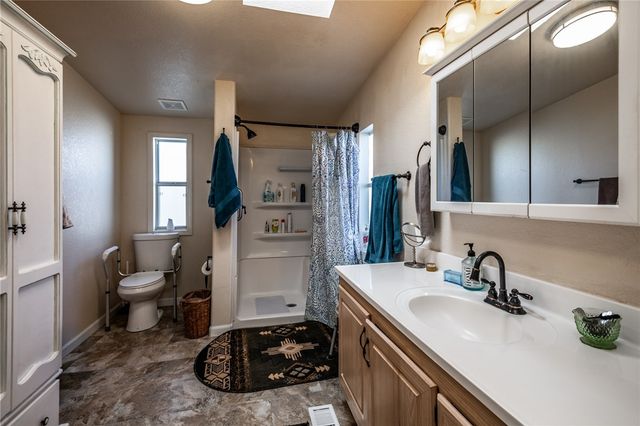 18901 N Quesnel Drive, Dolan Springs, AZ 86441